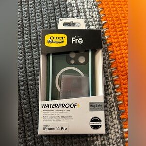 NEVER USED iPhone 14 Pro OTTERBOX waterproof case.